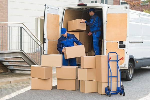 Moving Made Simple: Your Guide to Professional Moving Services